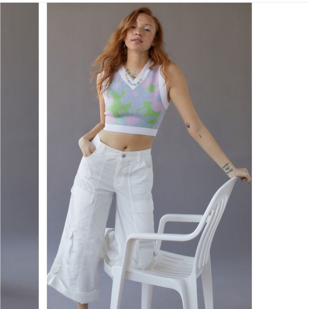 Urban Outfitters Randi Shrunken Sweater Vest